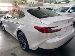 تۆیۆتا کامری